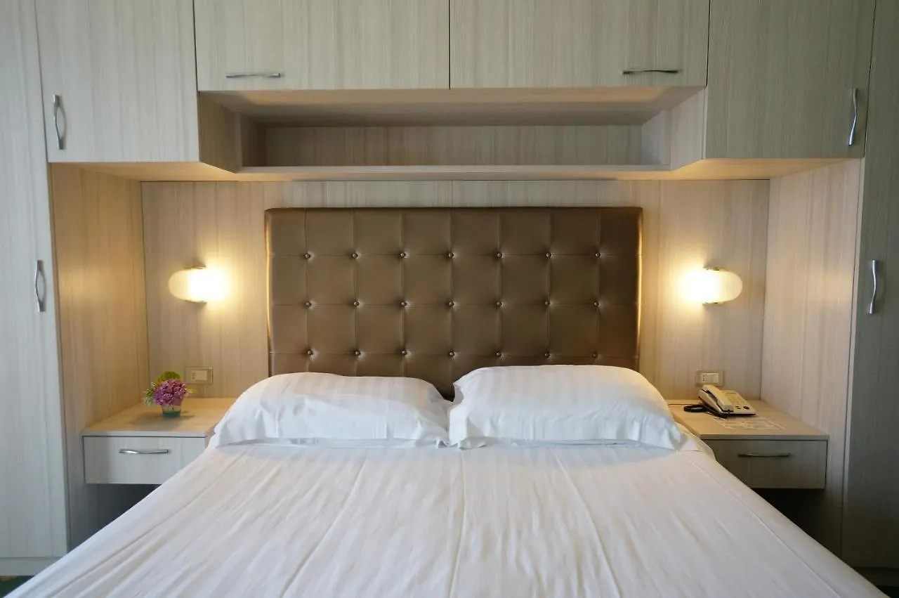 Hotel Splendid Palace Limone sul Garda
