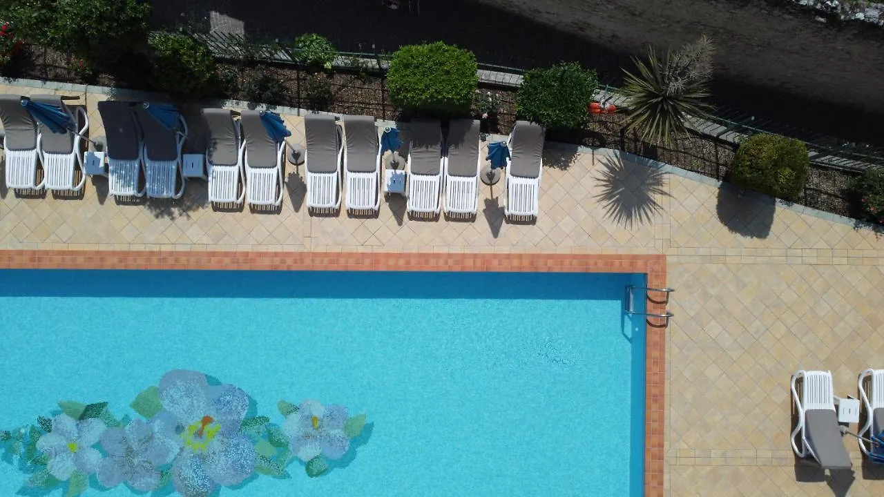 Hotel Splendid Palace Limone sul Garda 4*,
